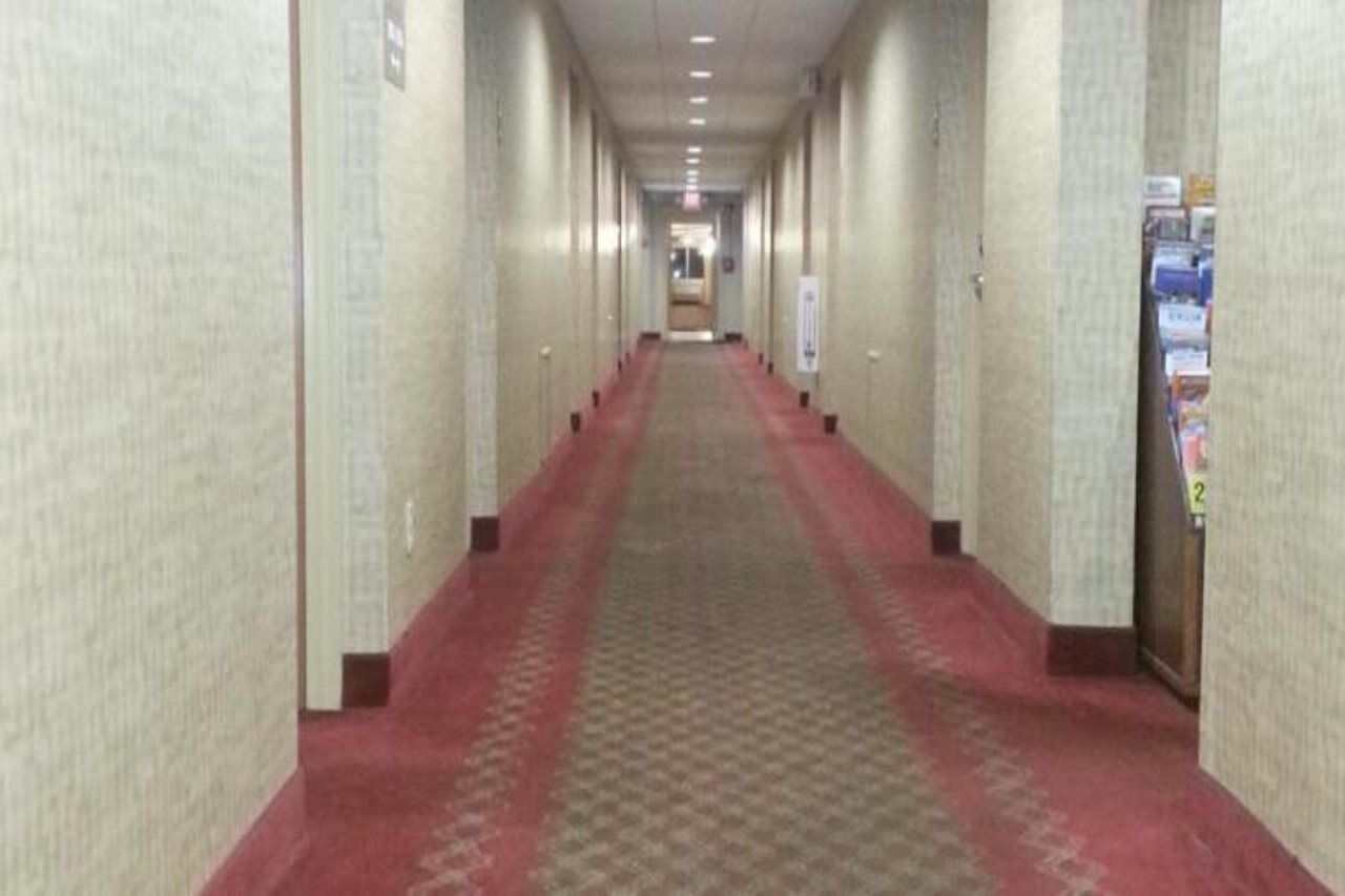 Inn Quality Near Pimlico Racetrack 2*